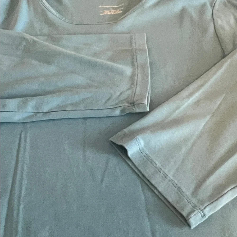 Christopher & Banks Satin Trim Crewneck 3/4 Sleeve TShirt Blue Size Large - Picture 8 of 8